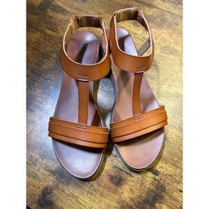 Lauren Blackwell Brown Sandals Size 9